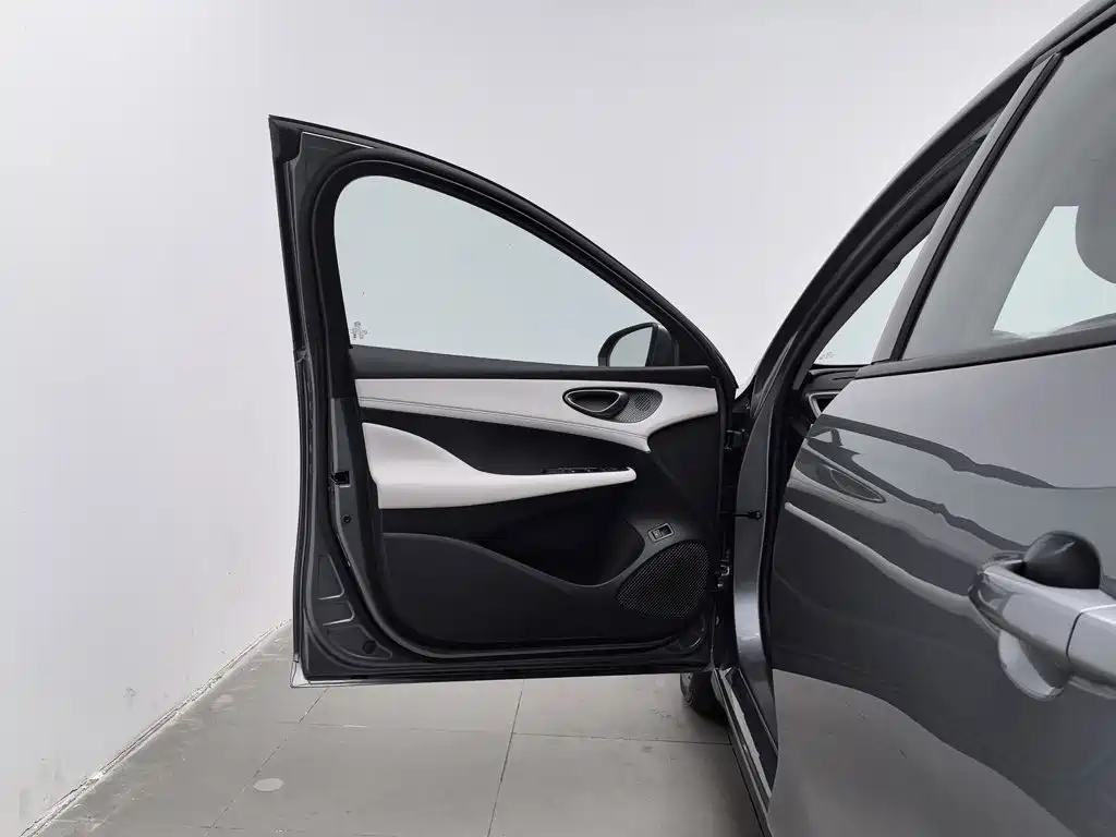 Seal 05 DM-i 2025 DM-i smart driving version 55KM luxury model купить на сайте DeffCars