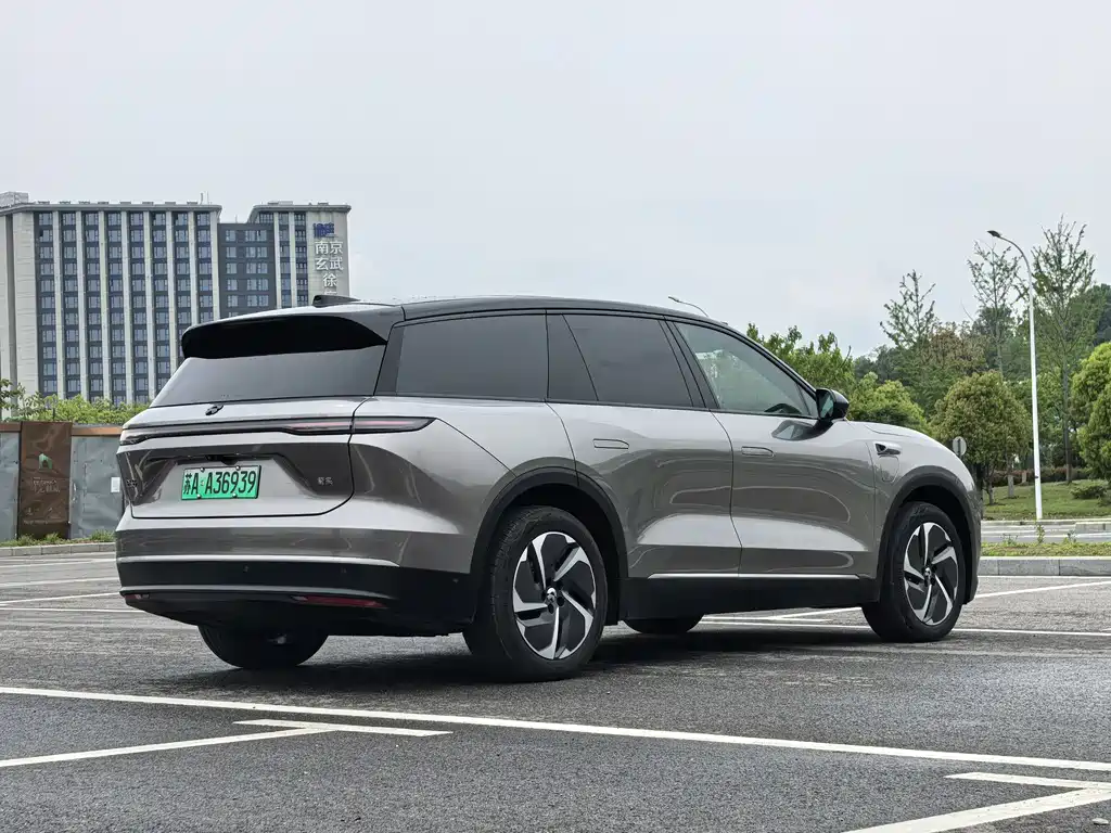 NIO ES8 2023 model 75kWh купить на сайте DeffCars
