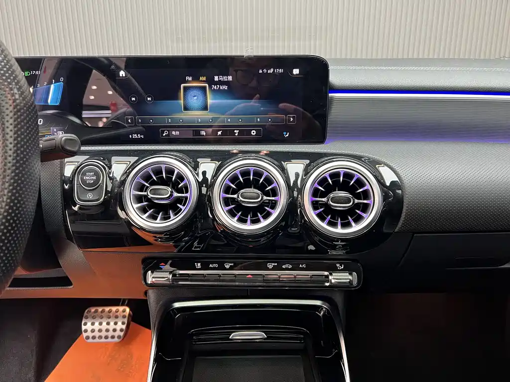 Mercedes-Benz A-Class AMG 2022 AMG A 35 L 4MATIC купить на сайте DeffCars