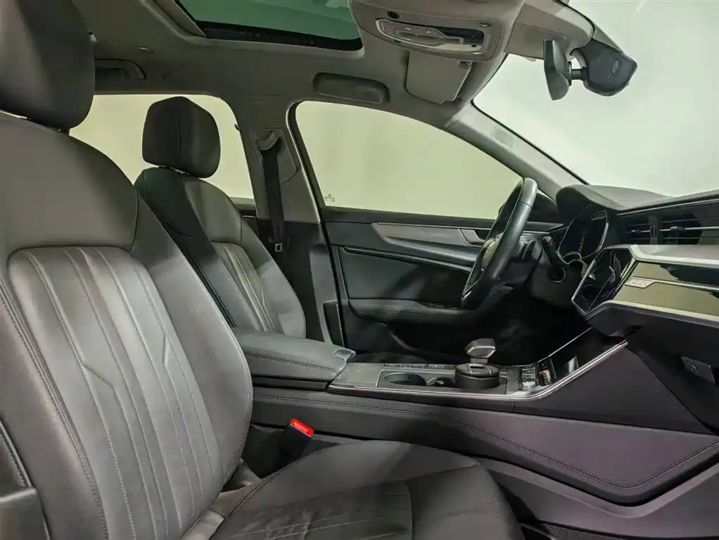 Audi A6 imported 2022 allroad quattro explorer 55 TFSI exclusive off-road model купить на сайте DeffCars