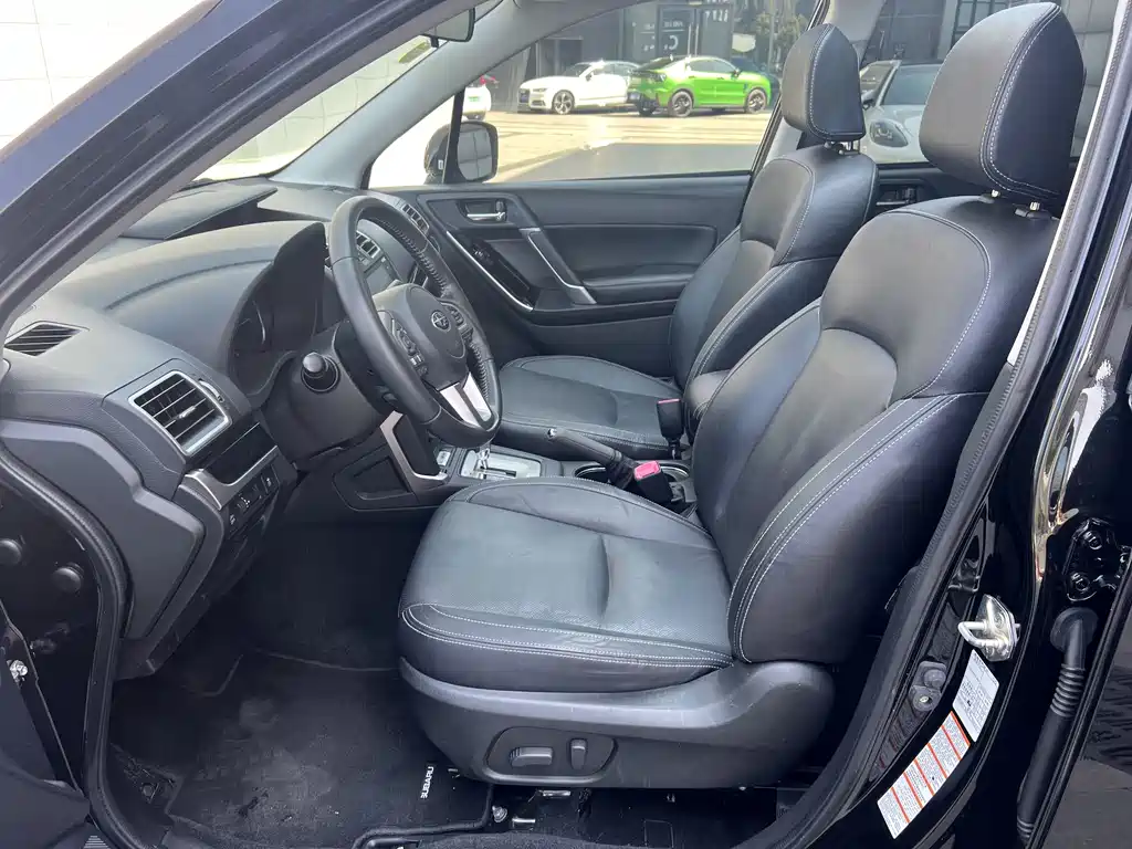 Forester 2018 2.0i Deluxe Navigation Edition купить на сайте DeffCars