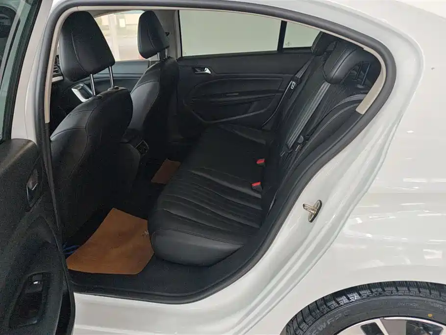 Peugeot 408 2020 360THP 10th Anniversary Premium Edition купить на сайте DeffCars