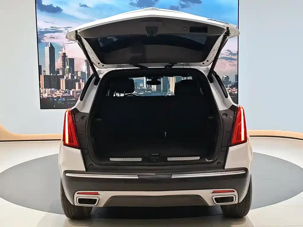 Cadillac XT5 2022 2.0T two-wheel drive luxury model купить на сайте DeffCars