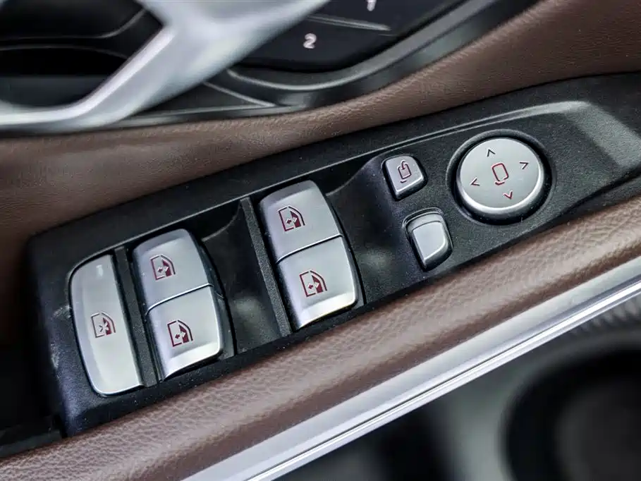 BMW 3 Series 2023 325i M Sports Package купить на сайте DeffCars