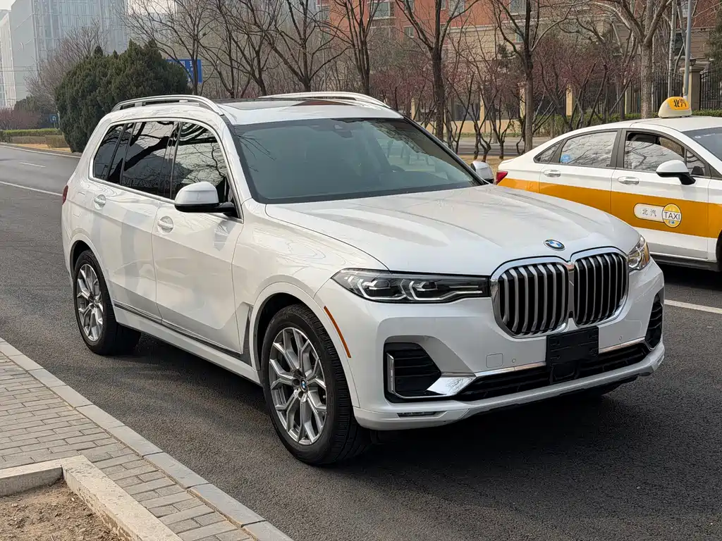 BMW X7 2021 xDrive40i Leading Luxury Package купить на сайте DeffCars