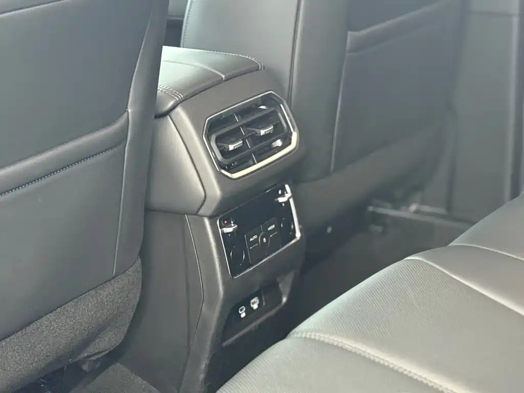 Tank 400 New Energy 2024 Hi4-T City Edition купить на сайте DeffCars