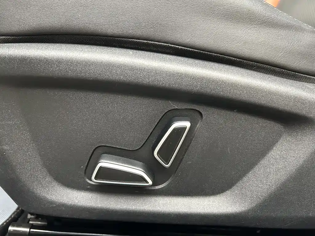 Changan UNI-V 2022 1.5T sports version купить на сайте DeffCars