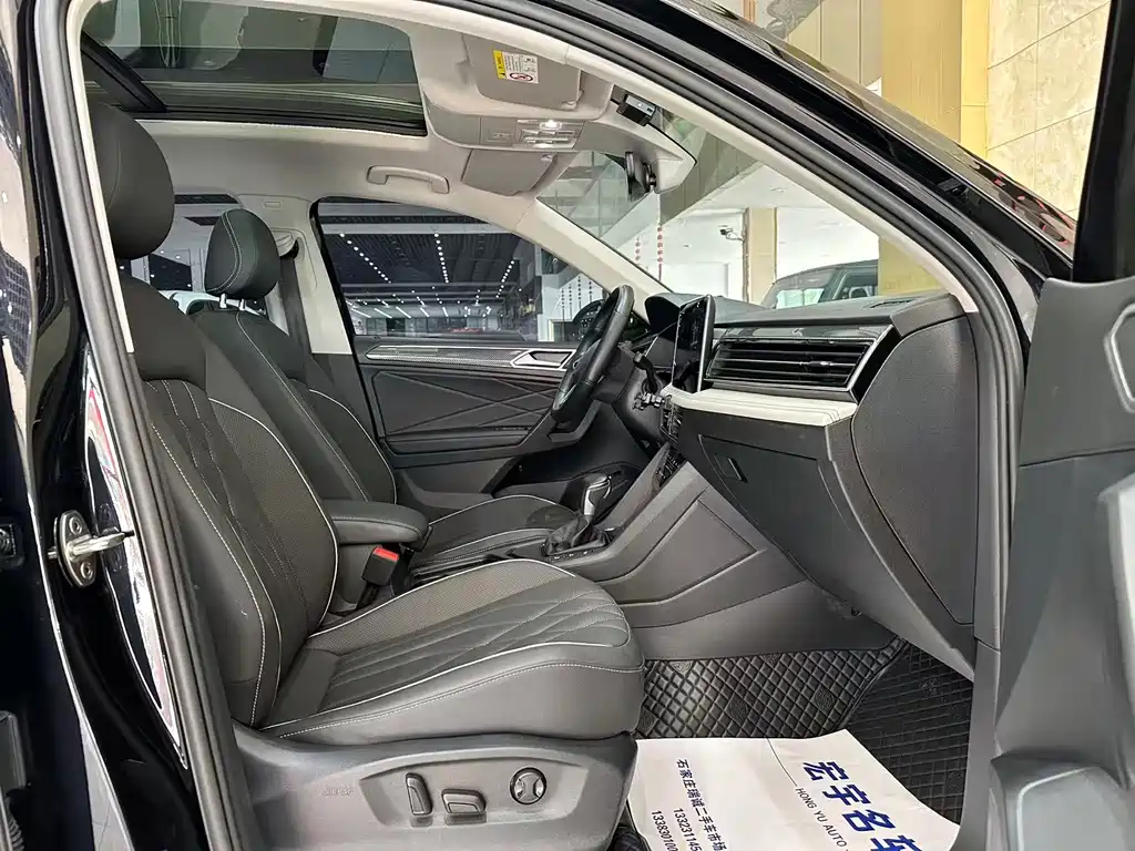 Tiguan L 2023 330TSI automatic two-wheel drive R-Line version купить на сайте DeffCars