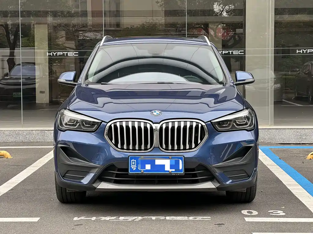 BMW X1 2021 sDrive25Li leading model купить на сайте DeffCars