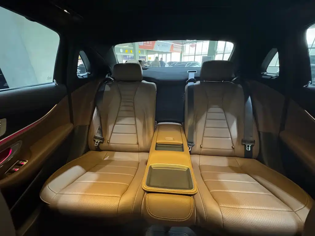 Mercedes-Benz E-Class 2023 E 300 L Sports Luxury купить на сайте DeffCars