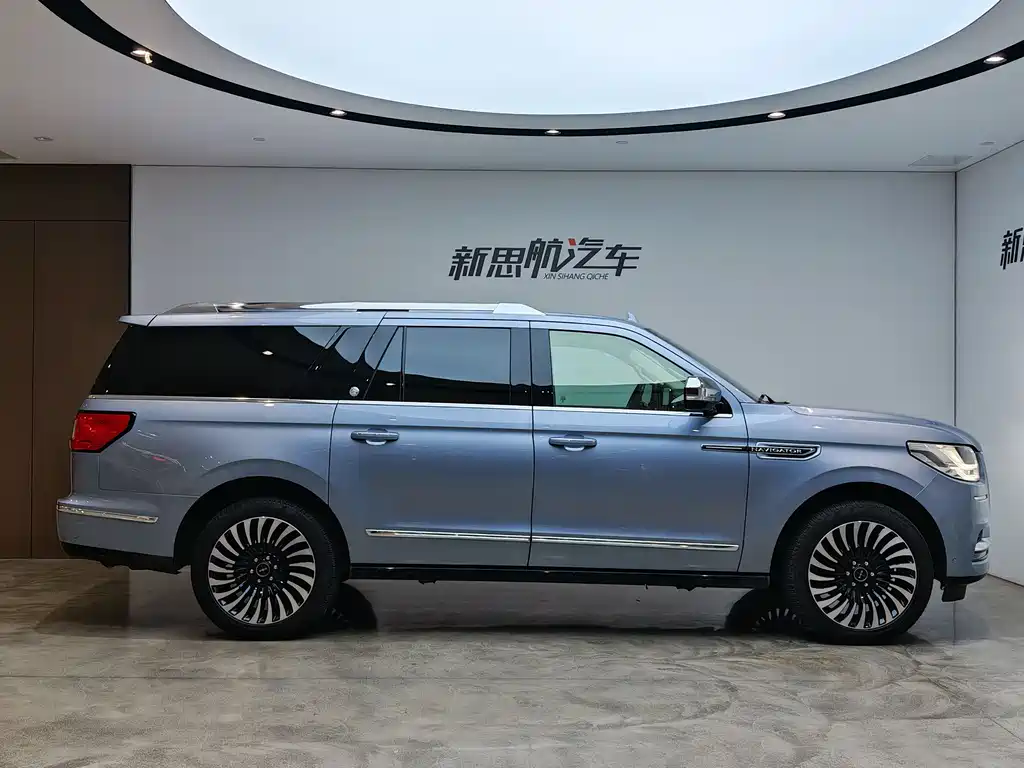 Navigator 2020 3.5T President Series купить на сайте DeffCars