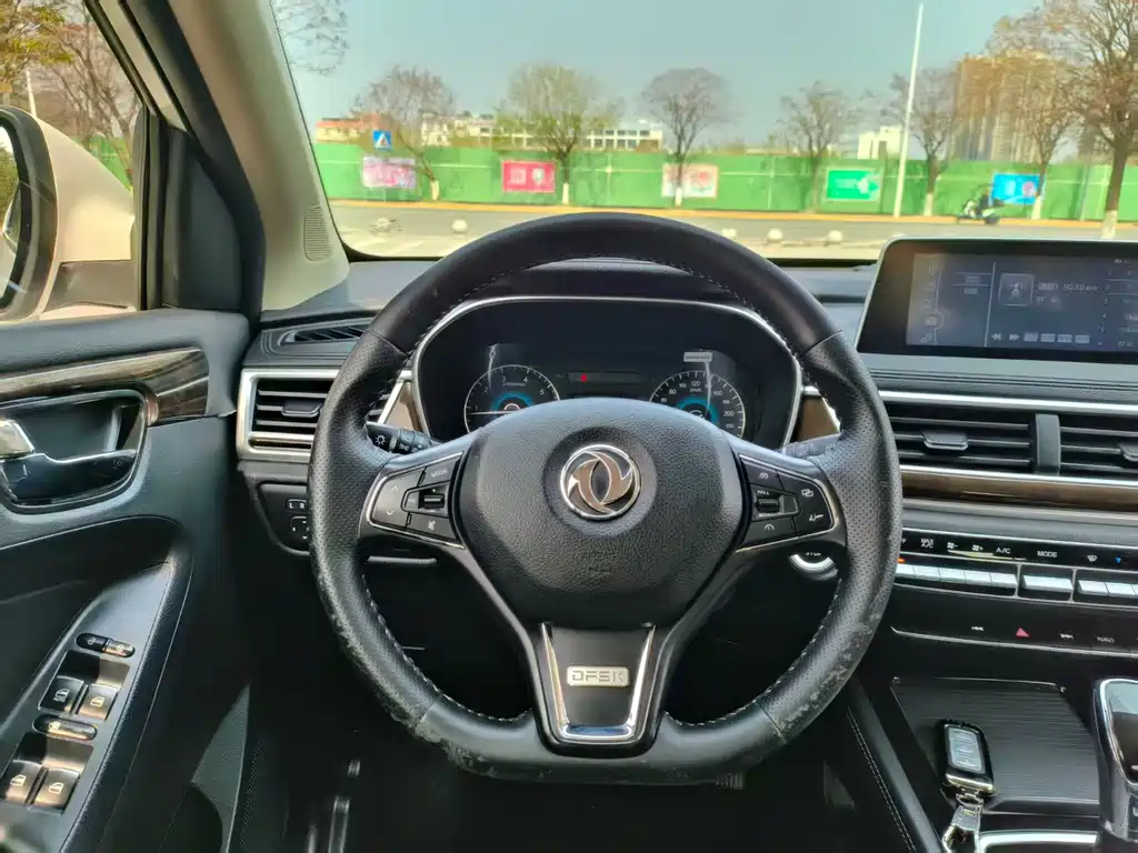 Fengguang 580 2020 1.5T CVT luxury model купить на сайте DeffCars