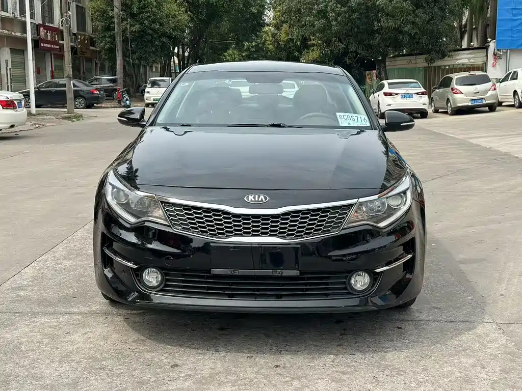 Kia K5 2016 2.0L automatic GL купить на сайте DeffCars