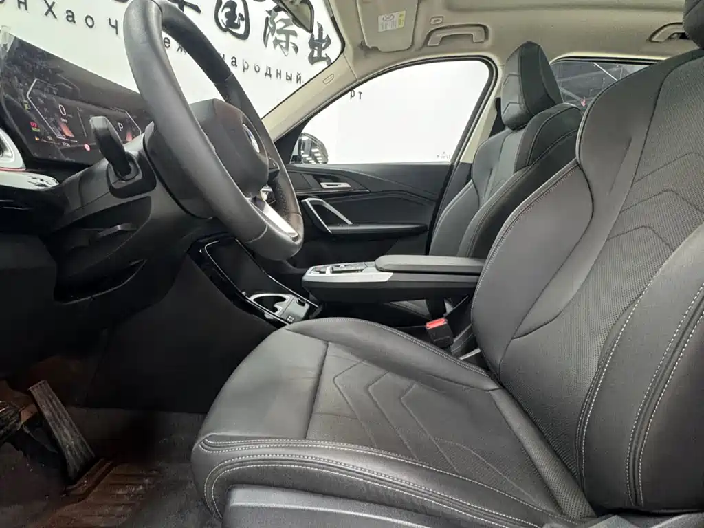 BMW X1 2024 sDrive20Li X Design Package купить на сайте DeffCars