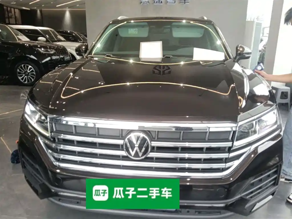Touareg 2021 2.0TSI Pilot Special Edition купить на сайте DeffCars