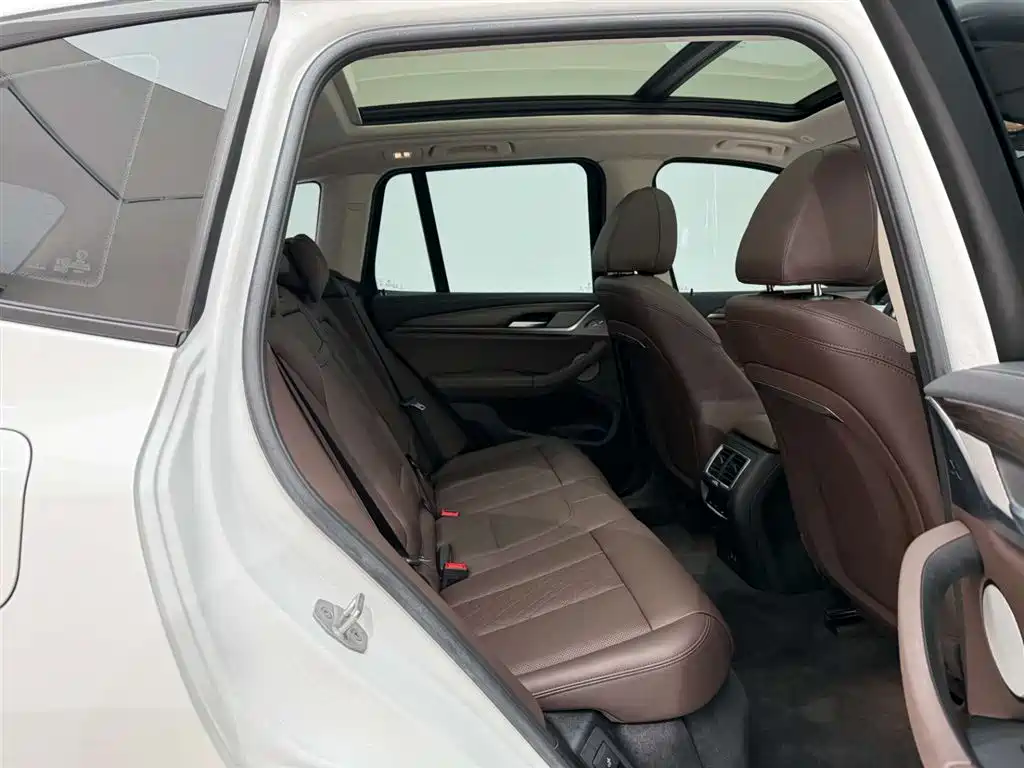 BMW X3 2023 Facelift xDrive30i Leading M Night Package купить на сайте DeffCars