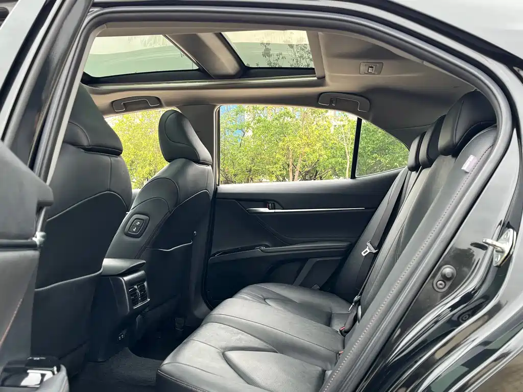 Camry 2019 2.5G Deluxe Edition National V купить на сайте DeffCars