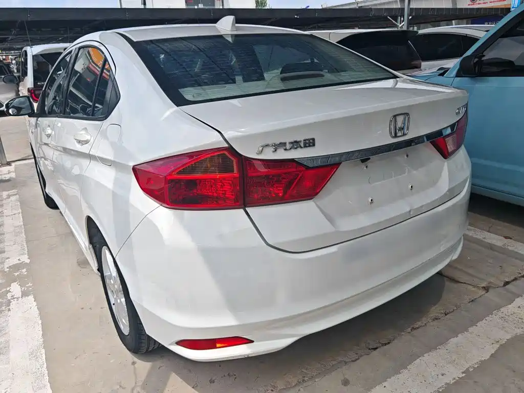 Fengfan 2017 1.5L CVT Deluxe Edition купить на сайте DeffCars
