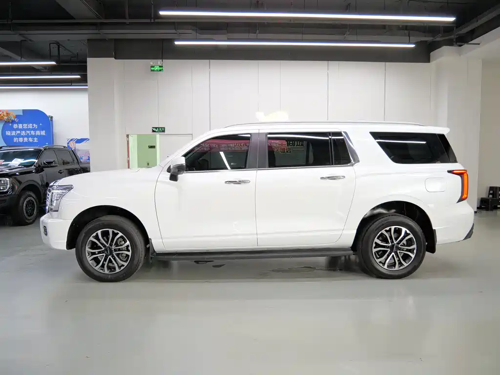 Haval H5 2023 2.0T automatic four-wheel drive LinkedIn gasoline купить на сайте DeffCars