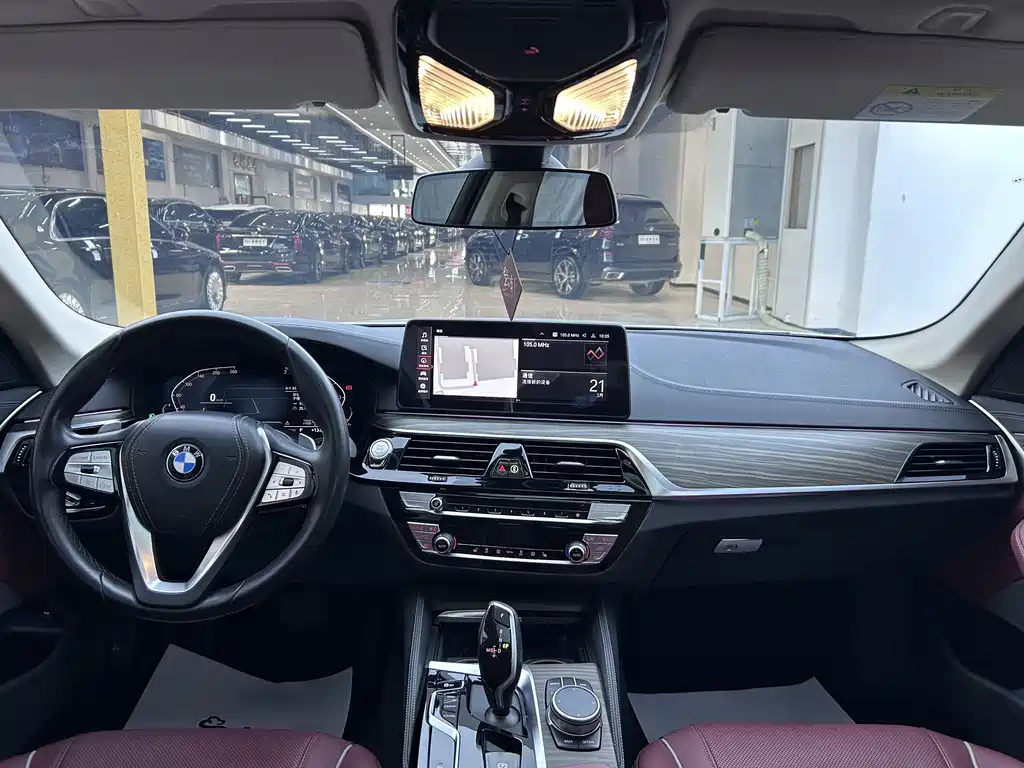 BMW 5 Series 2021 530Li Leading Luxury Package купить на сайте DeffCars