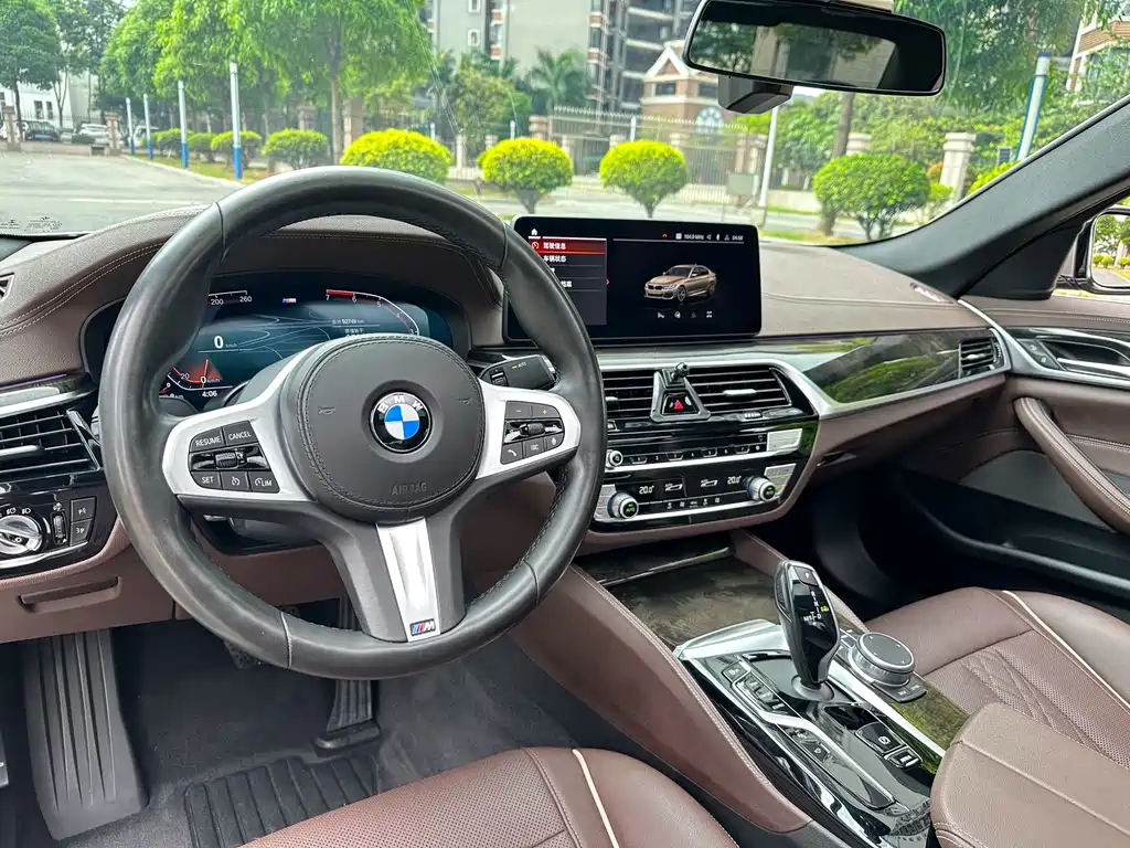 BMW 5 Series 2021 525Li M Sports Package купить на сайте DeffCars