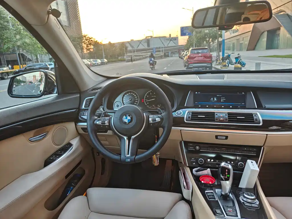 BMW 5 Series GT 2010 535i Luxury купить на сайте DeffCars