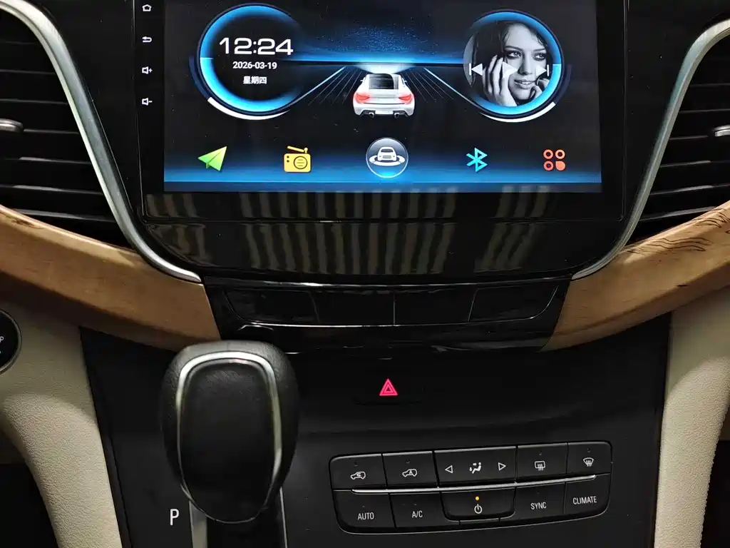 Buick GL8 2018 ES 28T Comfort Type National VI купить на сайте DeffCars