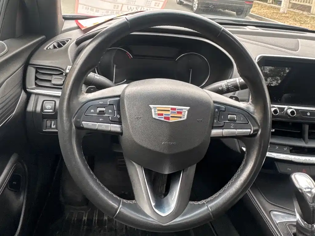 Cadillac CT4 2023 25T luxury model купить на сайте DeffCars