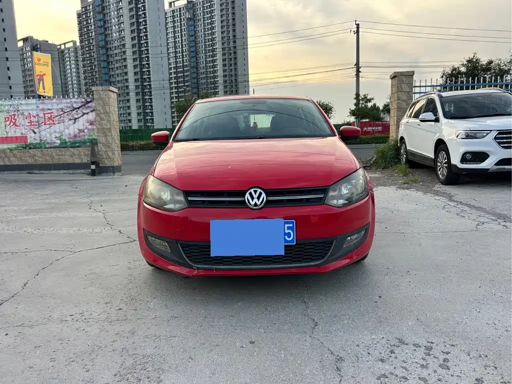 Polo 2011 1.6L automatic stylish version купить на сайте DeffCars