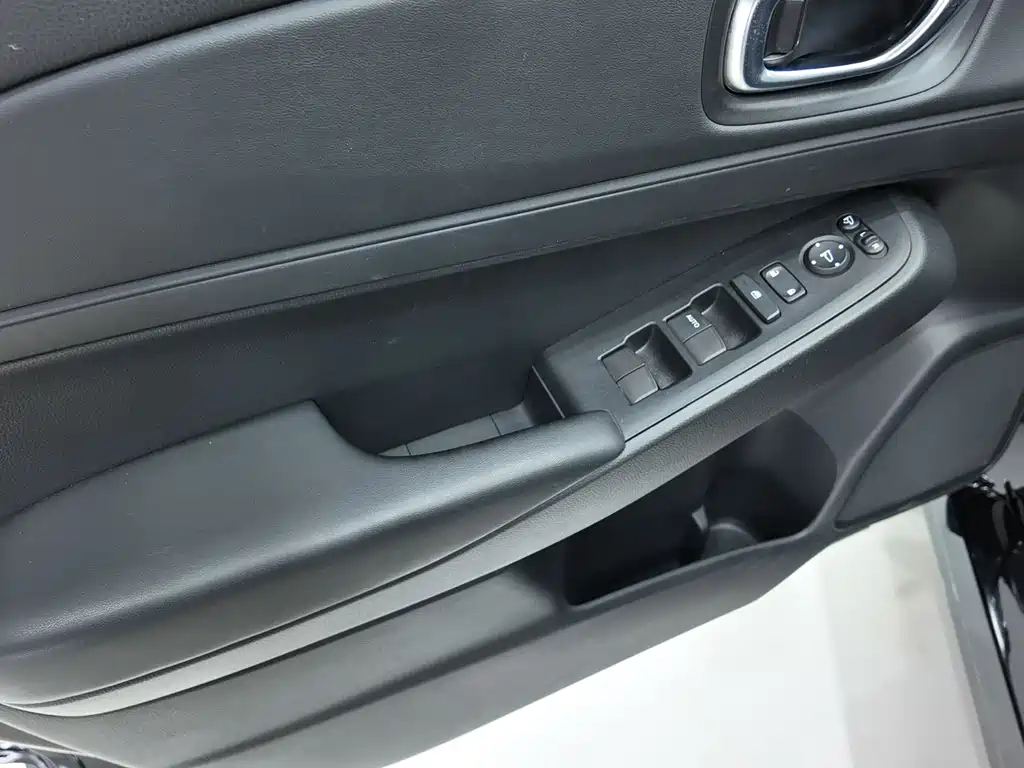 Binzhi 2023 1.5L CVT technology version купить на сайте DeffCars