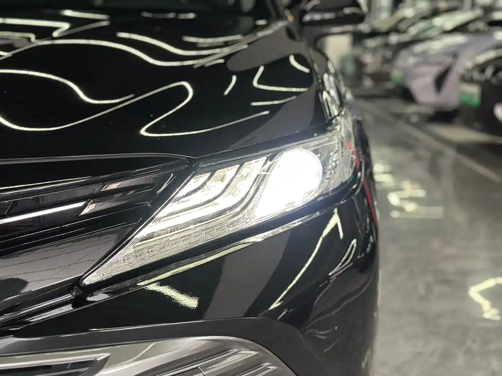 Camry 2019 2.5G Deluxe Edition National V купить на сайте DeffCars