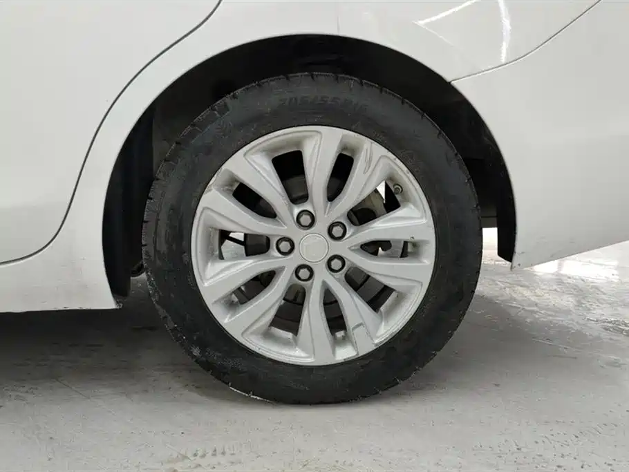 Yinglang 2019 15T Manual Elite National VI купить на сайте DeffCars