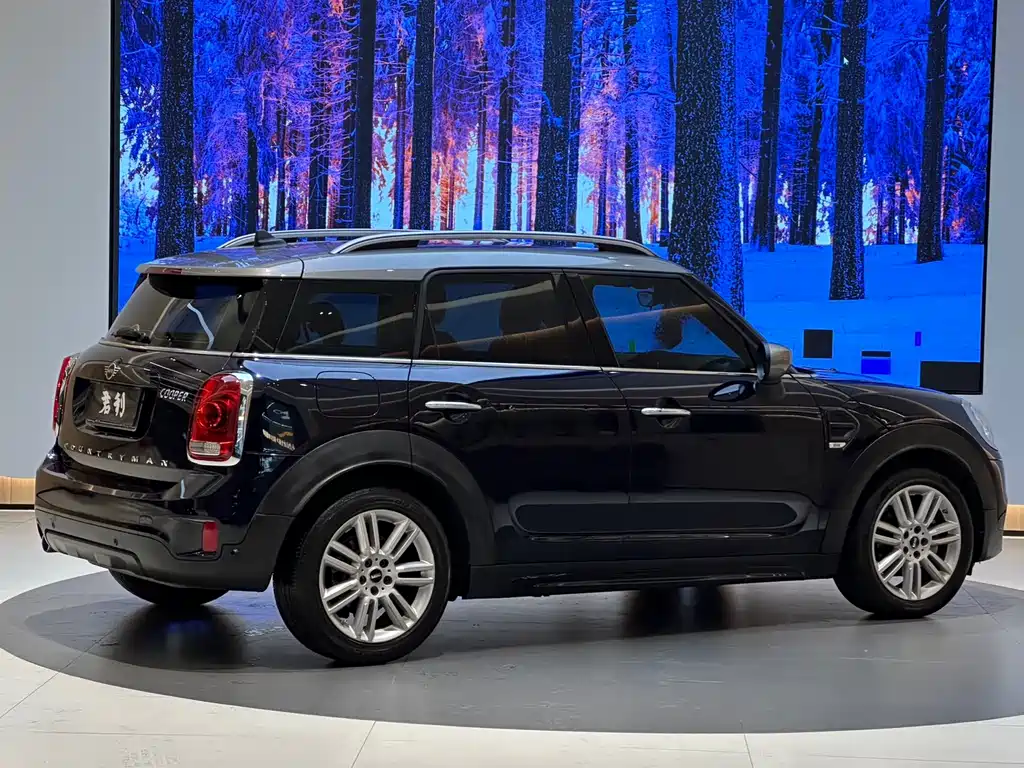 MINI COUNTRYMAN 2021 1.5T COOPER Connoisseur купить на сайте DeffCars