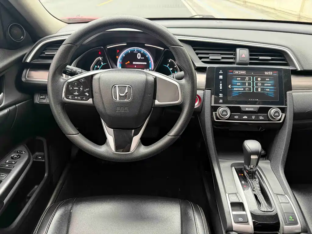 Civic 2019 220TURBO CVT Dynamic Edition National V купить на сайте DeffCars