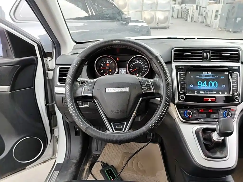 Haval M6 2017 1.5T manual two-wheel drive elite model купить на сайте DeffCars