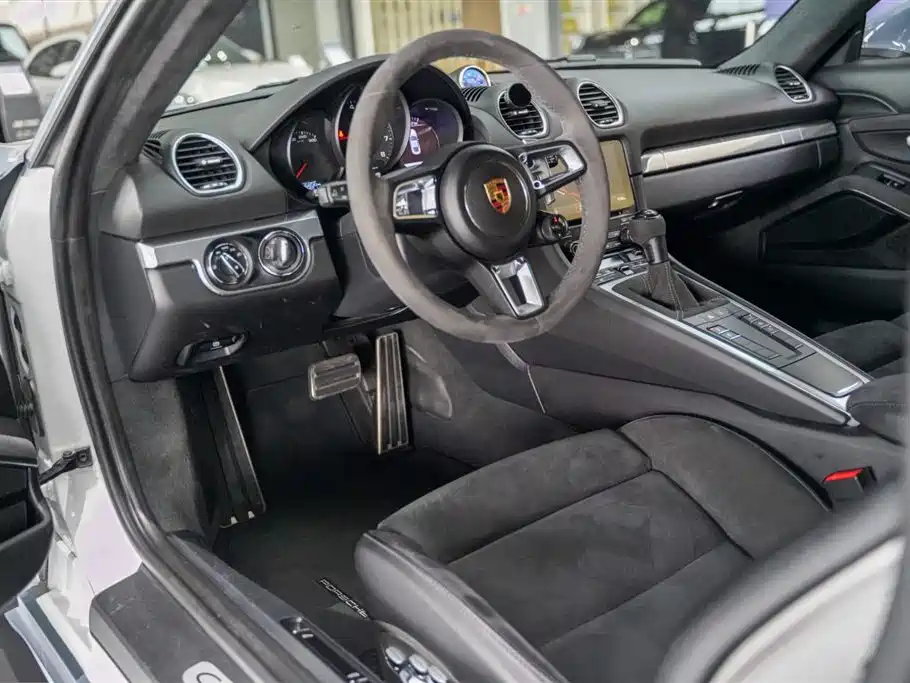 Porsche 718 2018 Cayman GTS 2.5T купить на сайте DeffCars