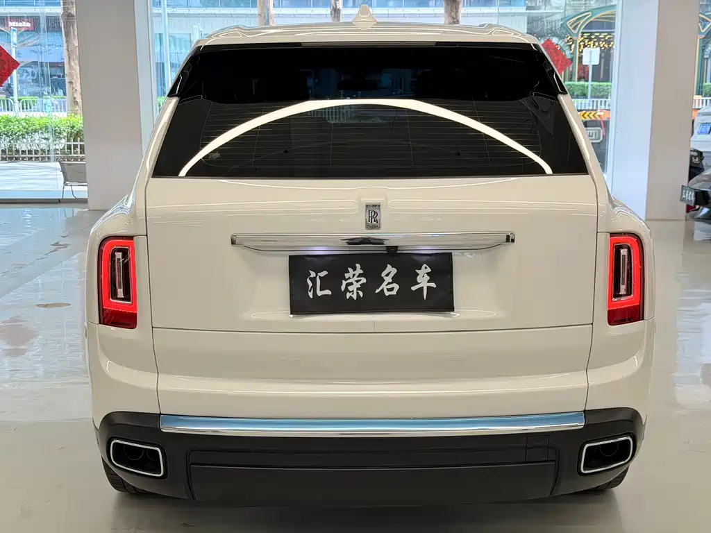 Cullinan 2018 four-seat version купить на сайте DeffCars