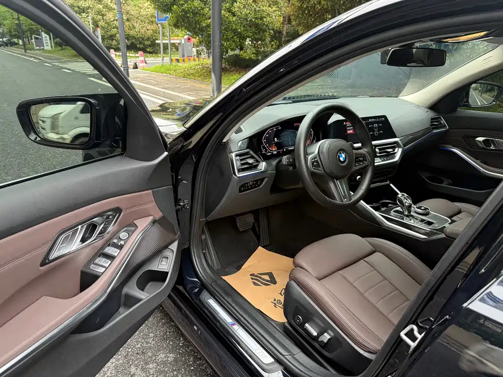 BMW 3 Series 2021 325Li M Sports Package купить на сайте DeffCars