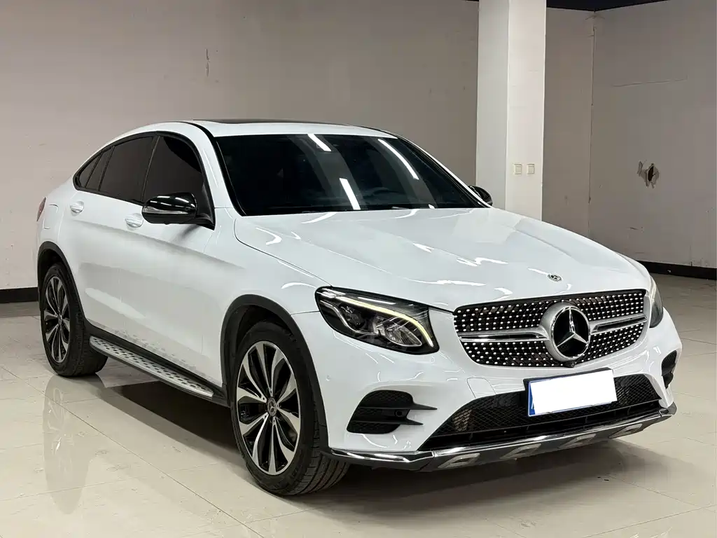 Mercedes-Benz GLC Coupe 2017 GLC 260 4MATIC Coupe SUV купить на сайте DeffCars