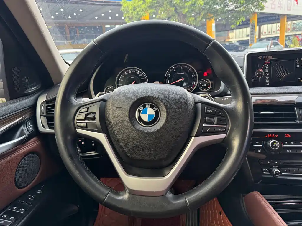 BMW X6 2015 xDrive35i luxury model купить на сайте DeffCars