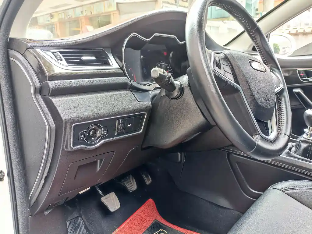 Zotye Z500 2016 1.5T manual premium model купить на сайте DeffCars