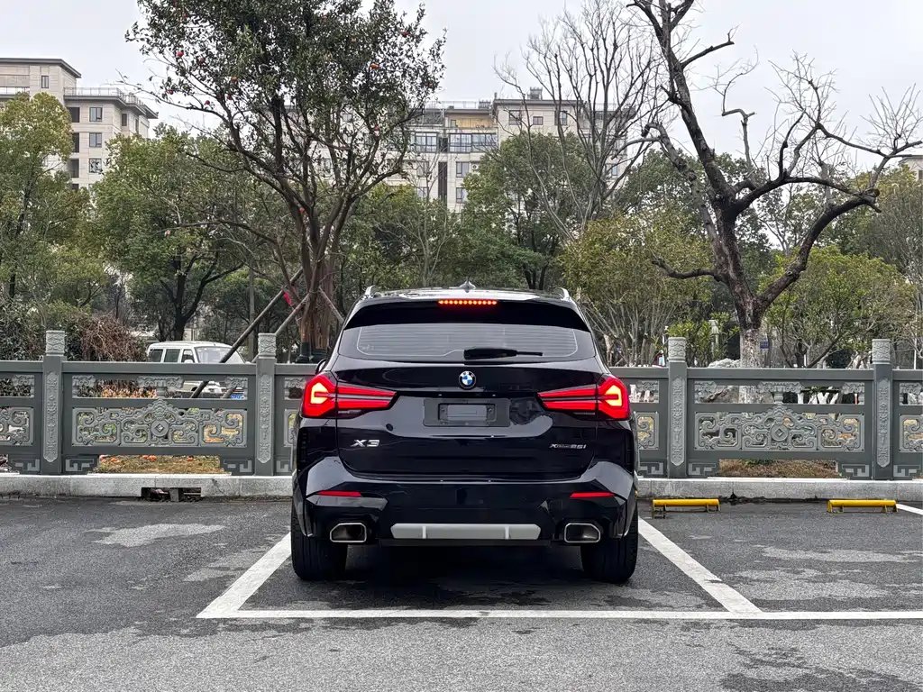 BMW X3 2022 facelift xDrive25i M sports package купить на сайте DeffCars