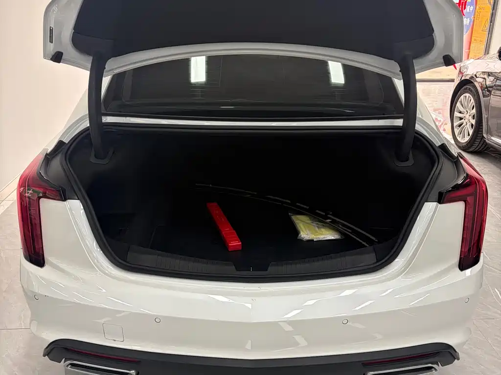 Cadillac CT5 2023 28T luxury model (standard version) купить на сайте DeffCars