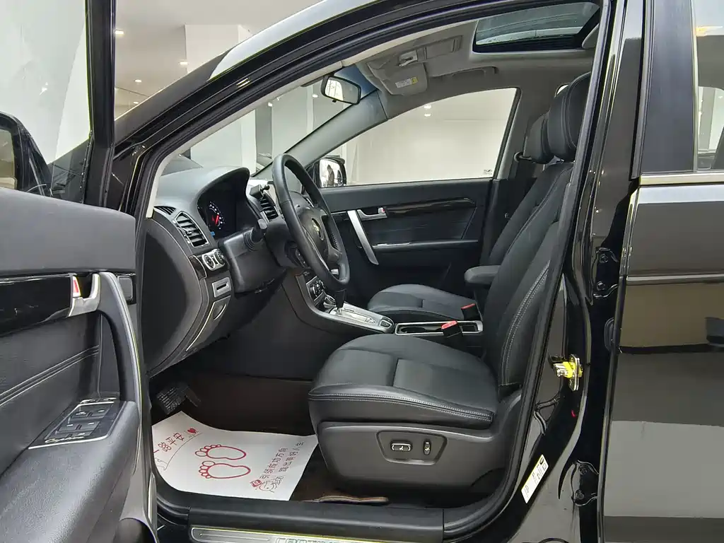 Captiva 2014 2.4L four-wheel drive flagship version 7 seats купить на сайте DeffCars