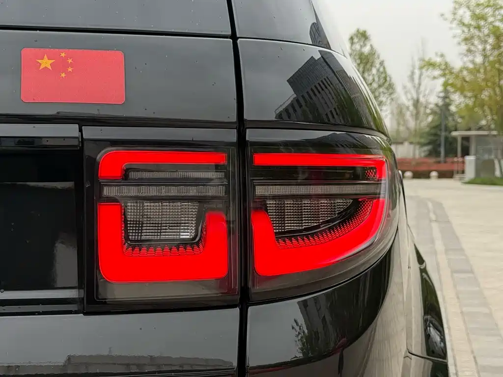 Discovery Sport 2020 249PS R-Dynamic Performance Edition купить на сайте DeffCars