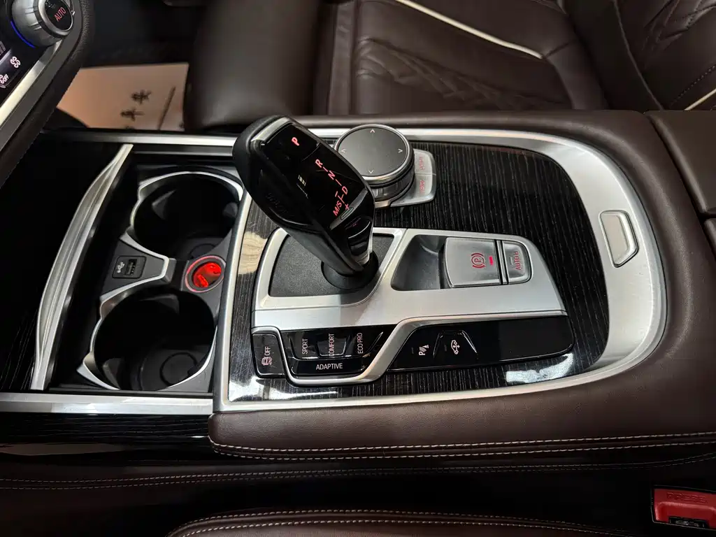 BMW 7 Series 2019 740Li Leading M Sports Package купить на сайте DeffCars