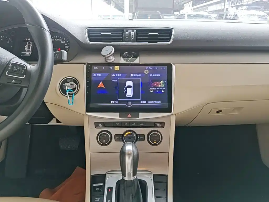 MAGOTAN 2015 1.8TSI leading model купить на сайте DeffCars