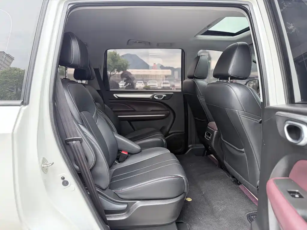 Trumpchi M6 2023 PRO 270T DCT Deluxe Edition купить на сайте DeffCars
