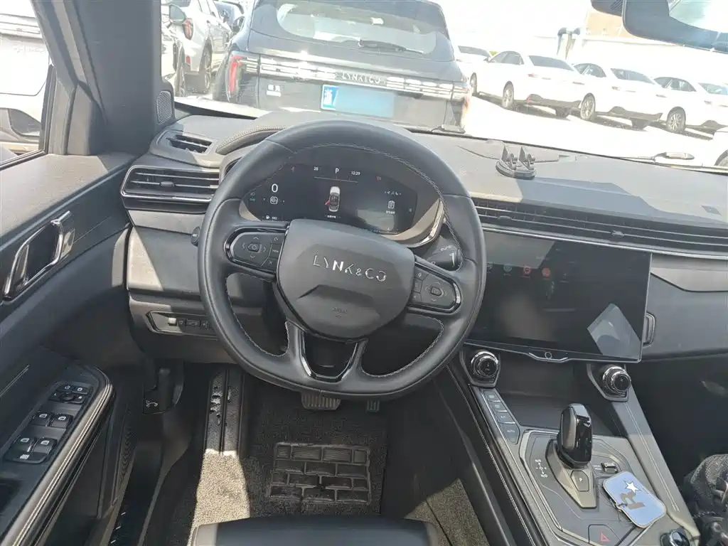 Lynk & Co 01 2023 1.5TD EM-F AM купить на сайте DeffCars