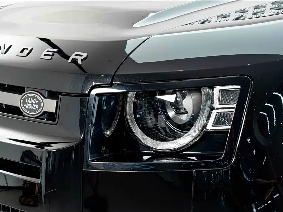 Land Rover Defender 2024 110 3.0T P400 X-DYNAMIC HSE купить на сайте DeffCars